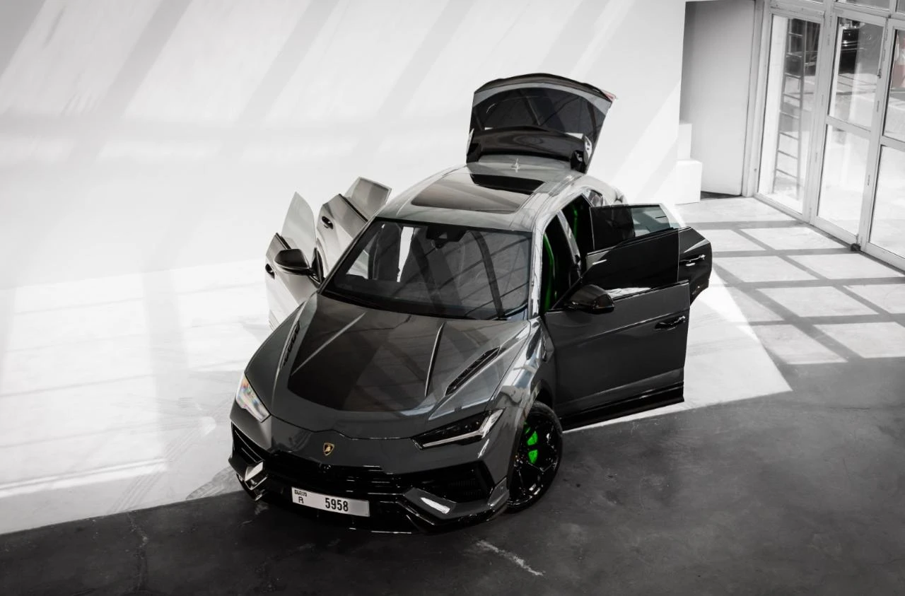 Lamborghini Urus Performante 2023 BLACK RENTAL IN DUBAI - undefined